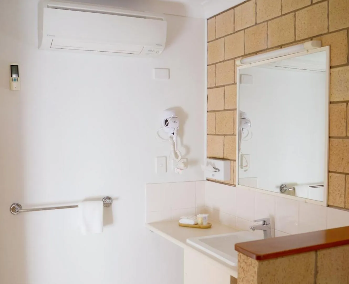 Jacaranda Country Motel Saint George Australia